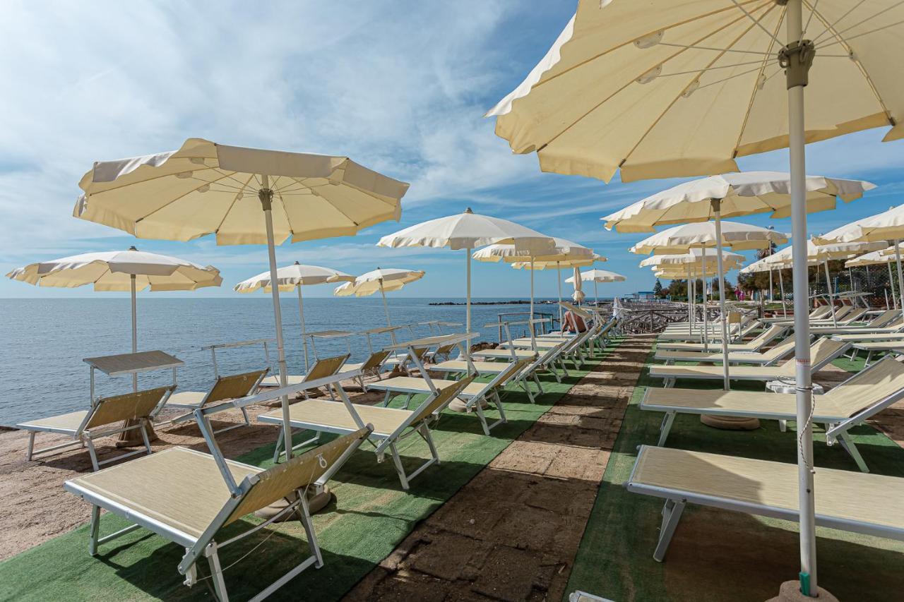 سانتا مارينيلاّ Hotel Cavalluccio Marino المظهر الخارجي الصورة